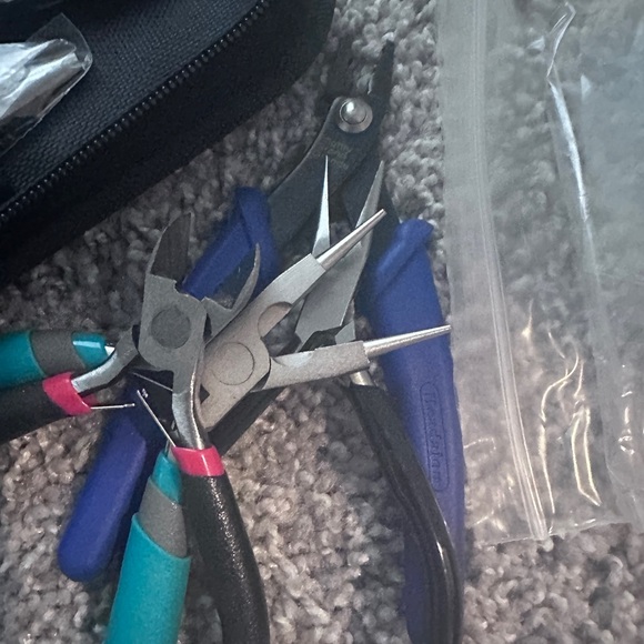 Jewelry Making Set - Picture 5 of 14